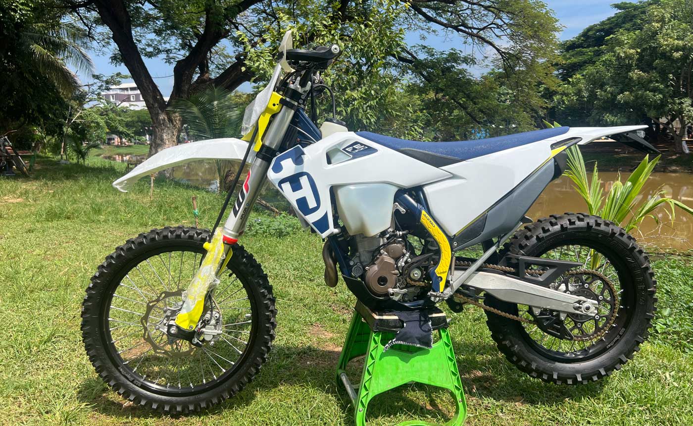 Dirt Bike HUSQVARNA 250 & 350