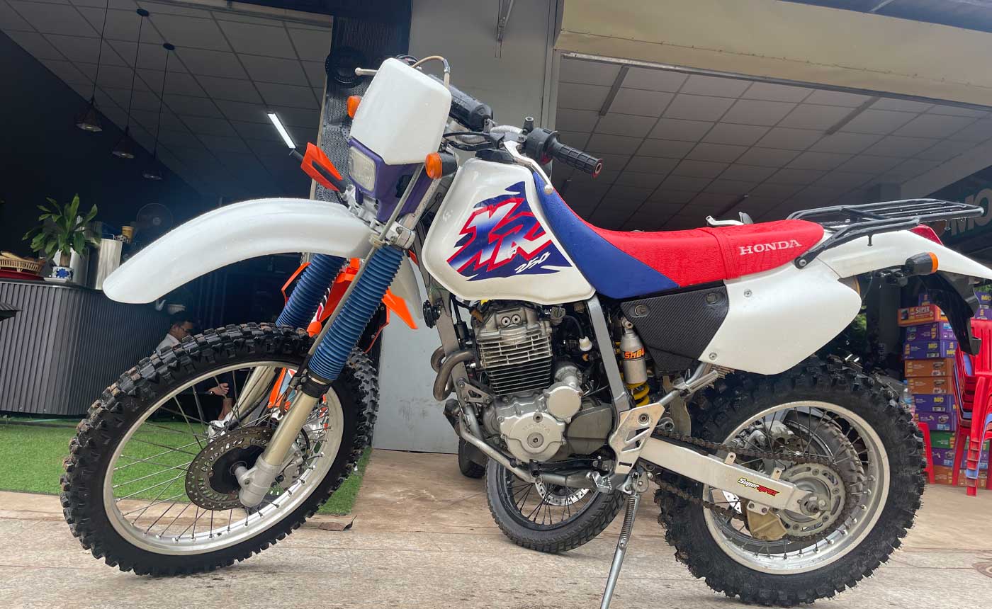 Dirt bike XR 250